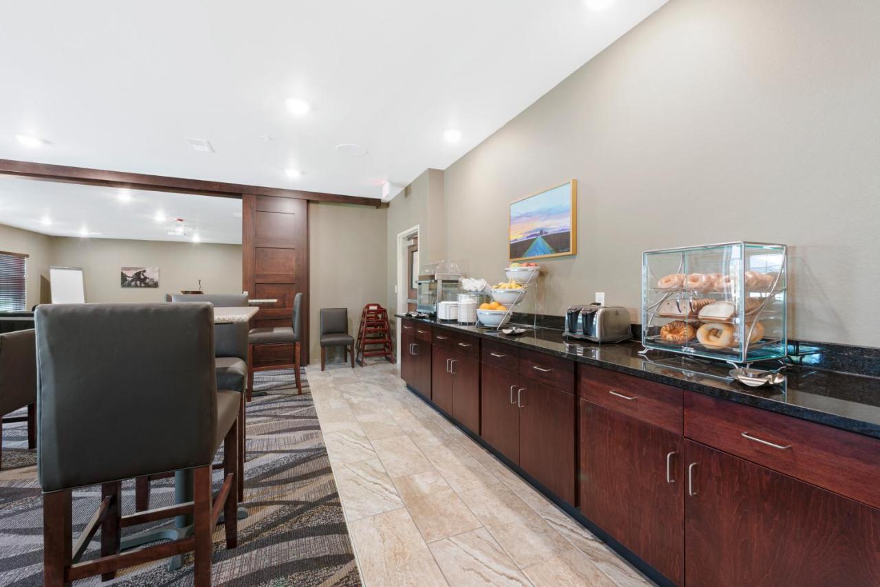 Cobblestone Hotel & Suites - Urbana Ngoại thất bức ảnh